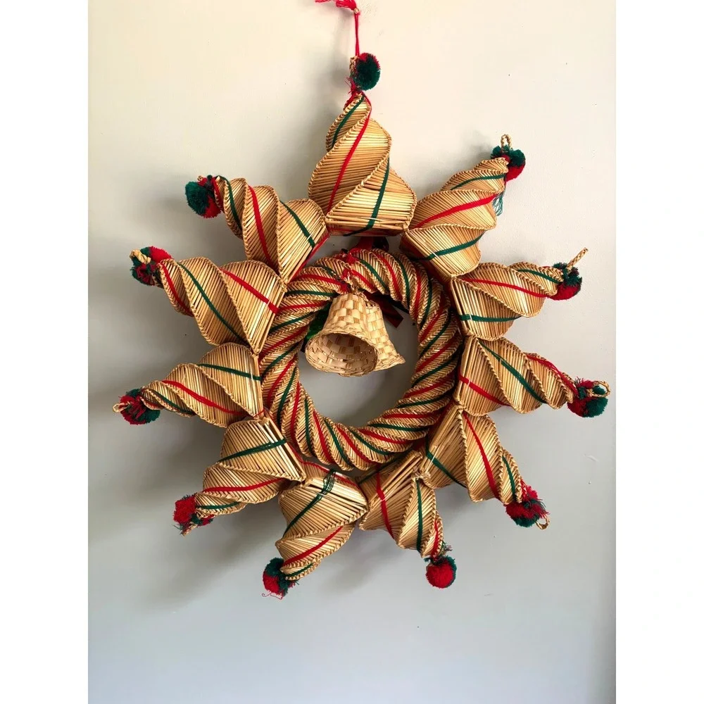 Vintage Scandanavian‎ Hand Woven Straw Christmas Wreath Star Pom Poms Bell 23